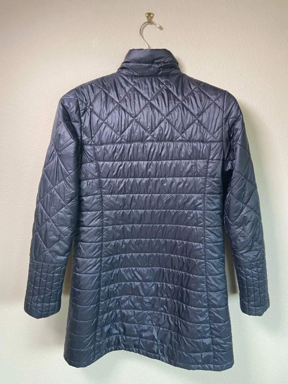 Patagonia Quilted Insulated Coat - Picture 6 of 8